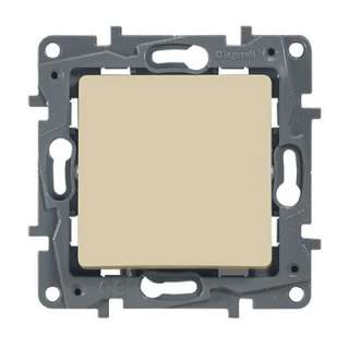 Legrand 672314 Кнопка 6А на зажимах слоновая кость